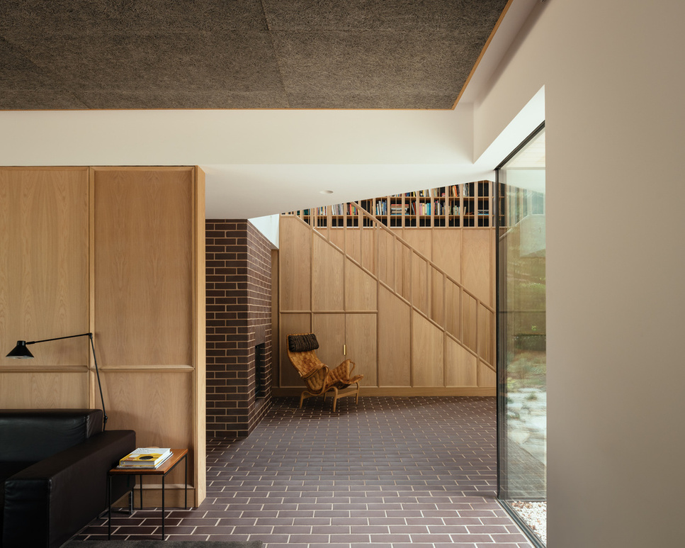 Farnham - Picture 2.jpg 1