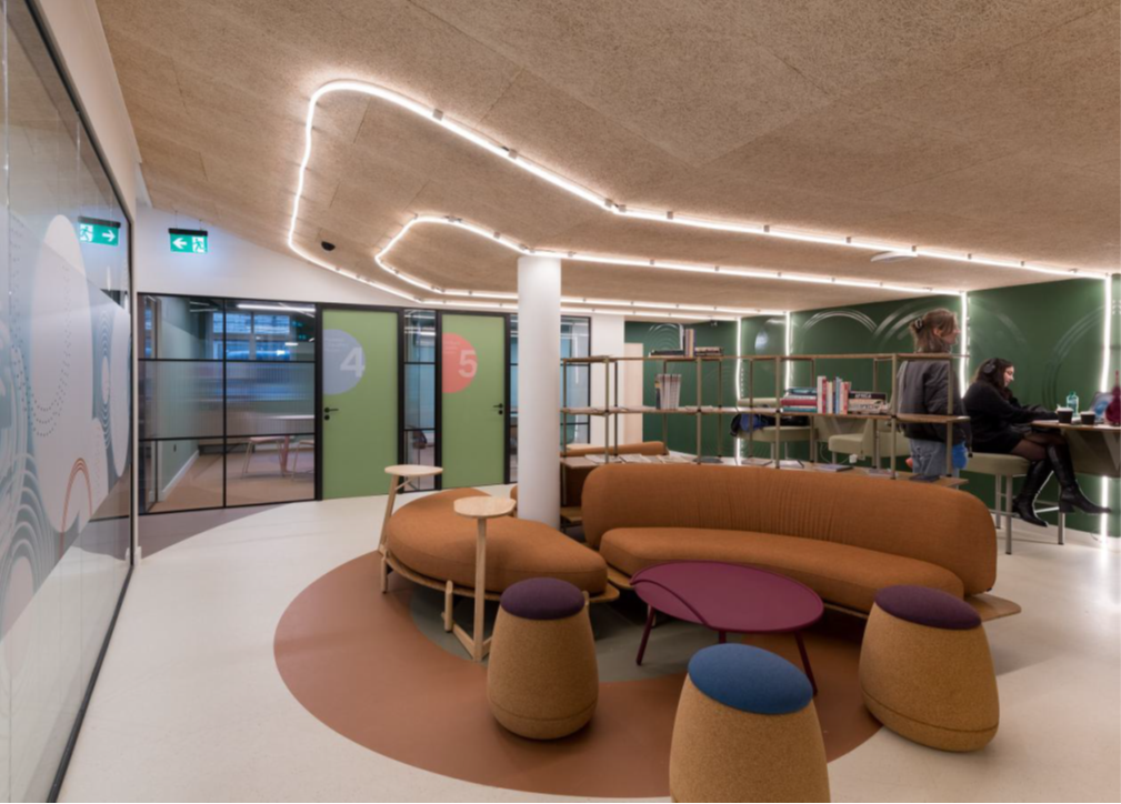 London Student 2.png